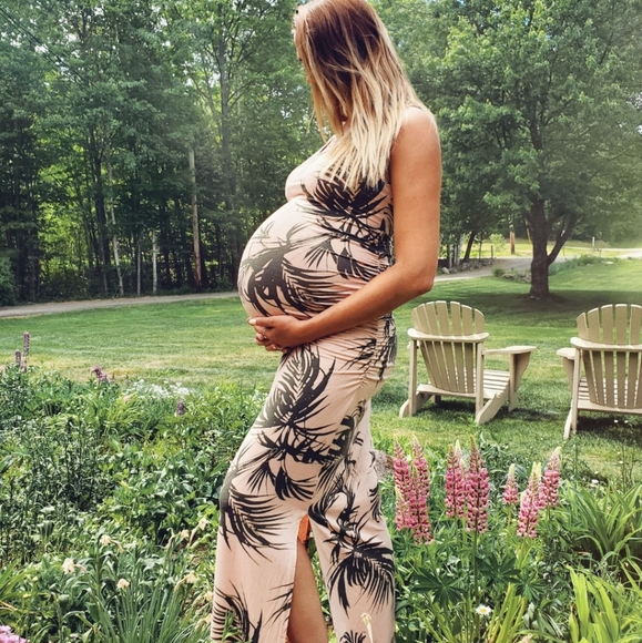 Tropical fitted maternity dress - Picture 6 of 7